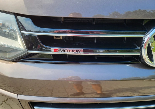 Volkswagen Multivan cena 109000 przebieg: 202000, rok produkcji 2011 z Parczew małe 154